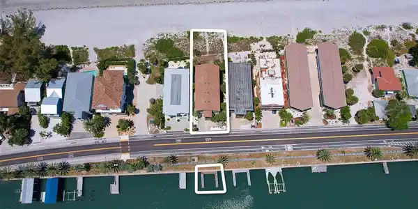 4 GULF BOULEVARD