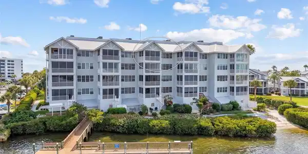 1280 DOLPHIN BAY WAY