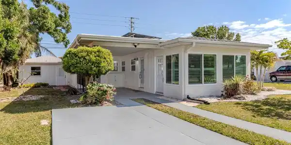 737 CYPRESS AVENUE