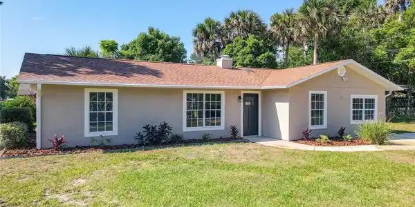 2904 ORANGE TREE DRIVE