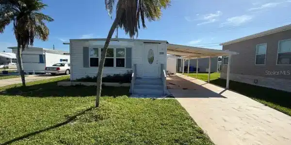 223 INNER DRIVE E