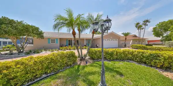 6345 COCOA LANE