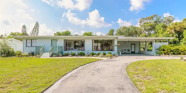 112 SYLVANIA PLACE