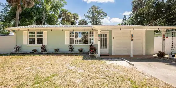 1575 JOHN ANDERSON DRIVE