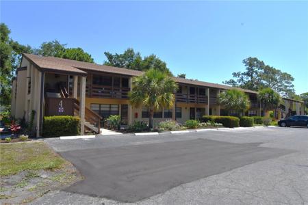 4 QUAILS RUN BOULEVARD