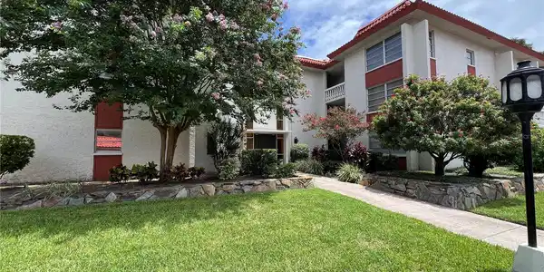 1001 PEARCE DRIVE