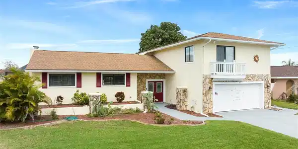 4218 CAMELIA DRIVE