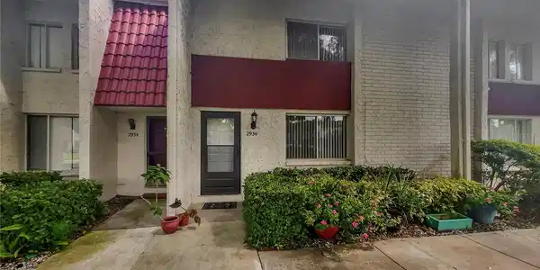 2936 PINE CONE CIRCLE