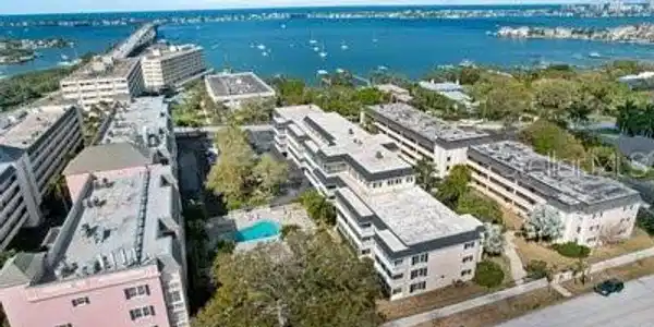 147 BLUFF VIEW DRIVE
