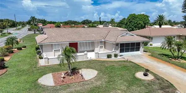 1 WINDSOR DRIVE