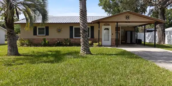7632 W MESA LANE