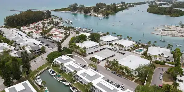 1001 INLET CIRCLE