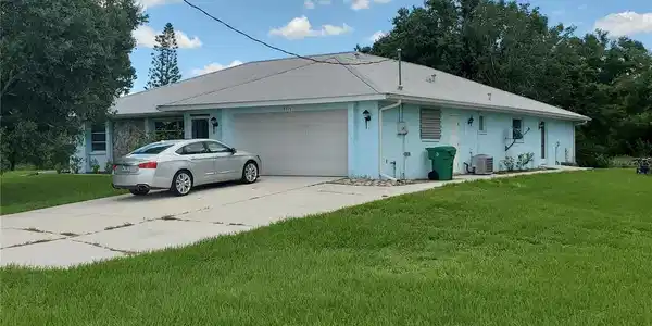 5571 SABAL PALM LANE