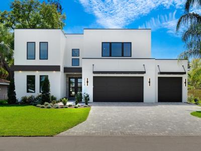 2208 BOUGAINVILLEA STREET