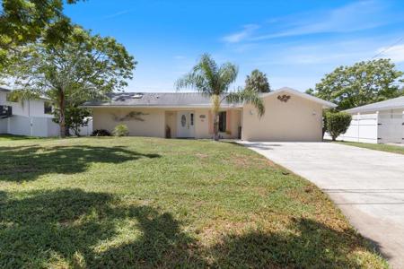 11810 W SUNNYBROOK COURT