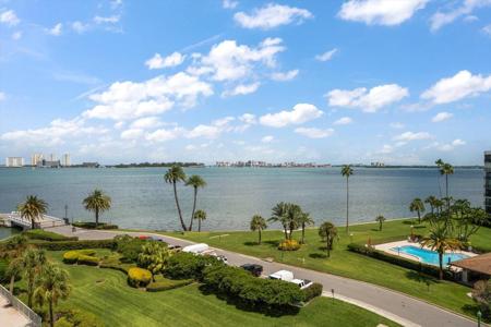 3 SEASIDE LANE