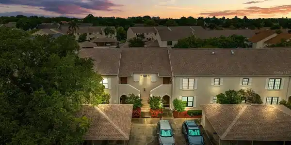 2401 GULL COURT