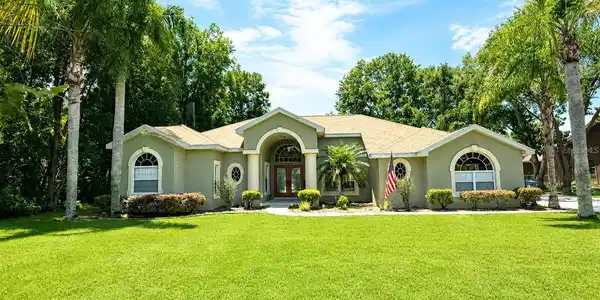7552 RIVER COUNTRY DRIVE