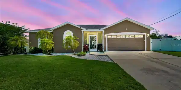 403 FLAMINGO DRIVE