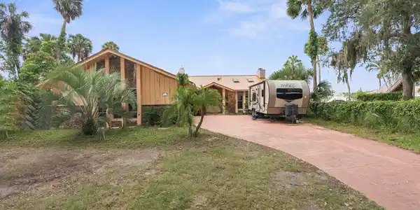 7840 PIER ROAD