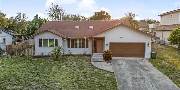 1035 ANCLOTE DRIVE