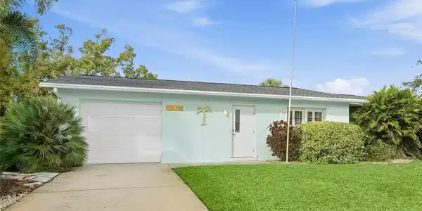 2165 LAKEWOOD DRIVE