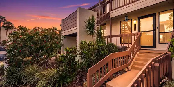 1124 BIRD BAY WAY