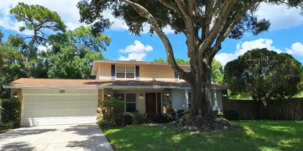 28 HARBOR LAKE CIRCLE