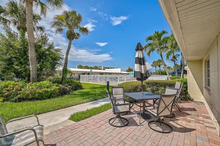 5830 MIDNIGHT PASS ROAD