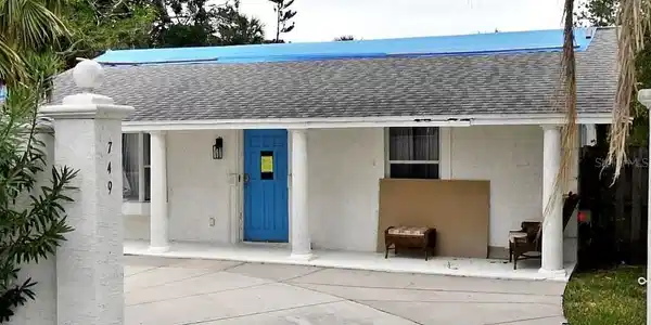 749 SIESTA DRIVE