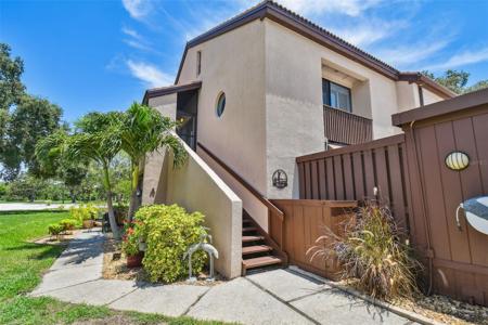 6305 PELICAN CREEK CROSSING