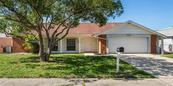 3048 ROCK VALLEY DRIVE