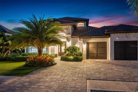 1915 CLEMATIS STREET