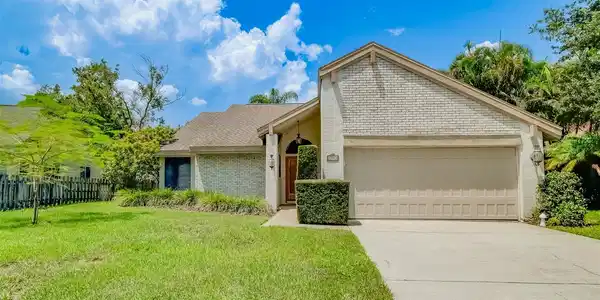 2953 LONGBROOKE WAY