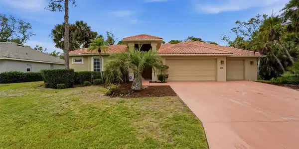 2081 TOCOBAGA LANE