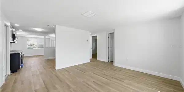 Image 4 Image 4