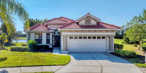 5749 WHITE JASMINE WAY