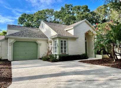 1308 ROXBURY DRIVE
