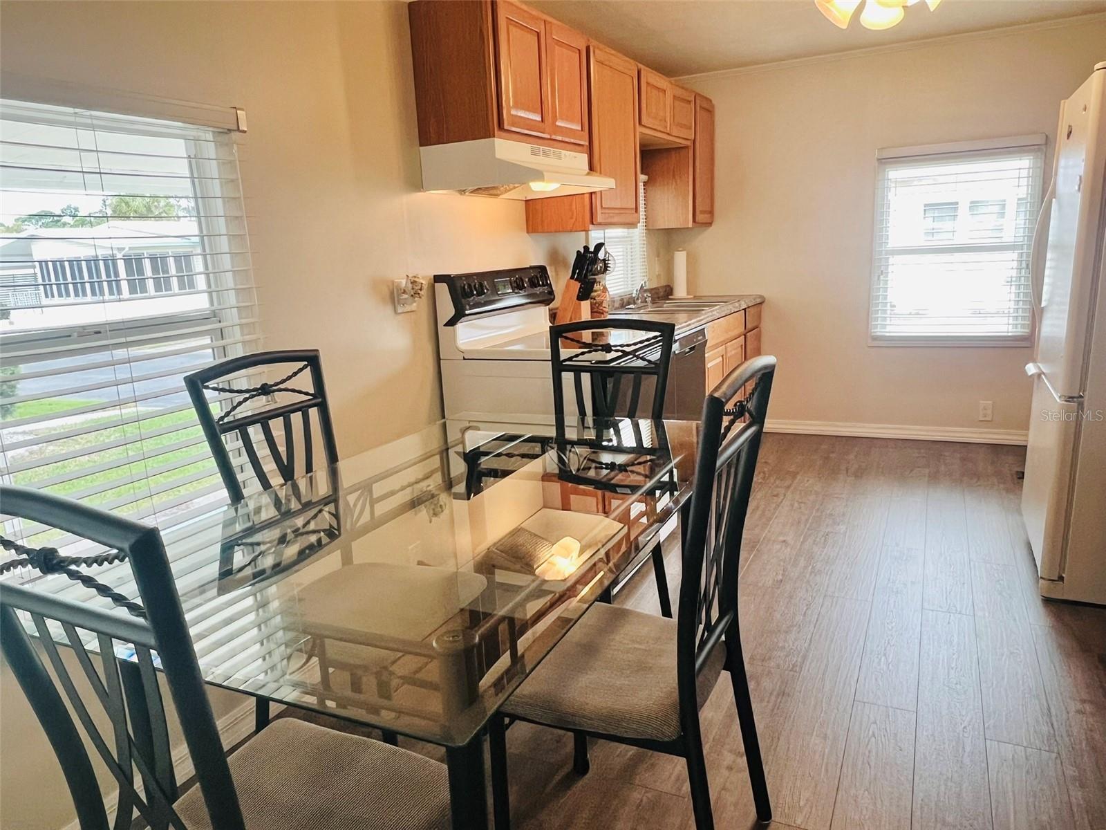 Image 4 Image 4