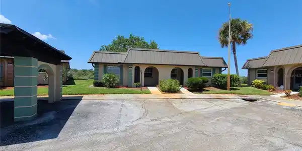 4120 STRATFORD DRIVE