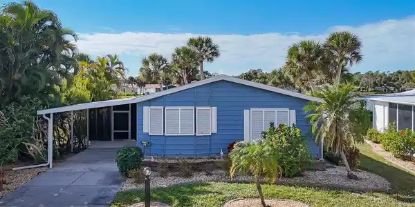 775 CANDLEWYCK DRIVE