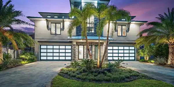 2136 HARBOR VIEW DRIVE
