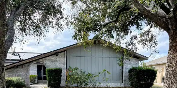 2255 RIO DE JANEIRO AVENUE