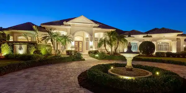 11 CARISA ROYALE COURT