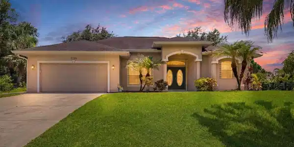 2339 HOMESTEAD CIRCLE