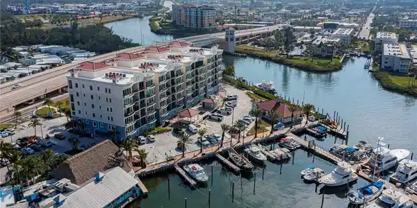 503 N TAMIAMI TRAIL