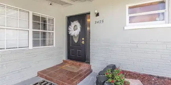 3425 HARBOR BOULEVARD