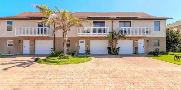 731 LAUREL BAY CIRCLE