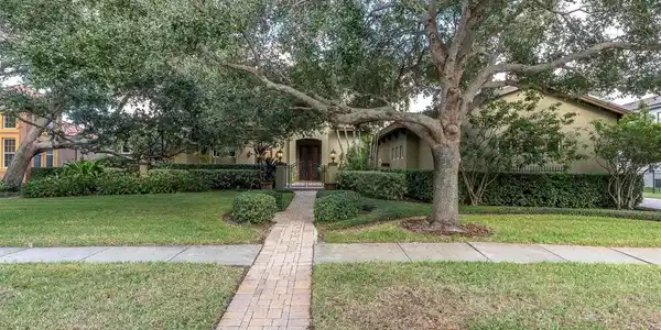 10221 GOLDEN EAGLE DRIVE