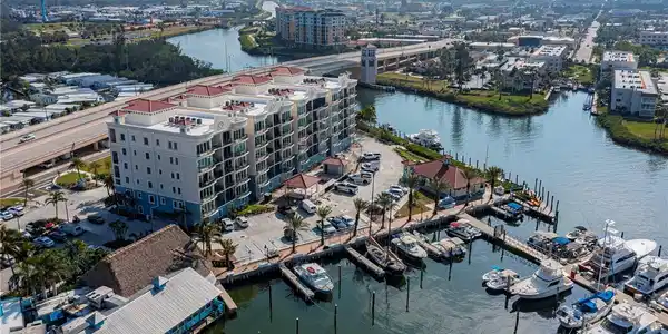 503 N TAMIAMI TRAIL